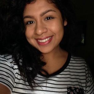 Meet your Posher, Alejandra